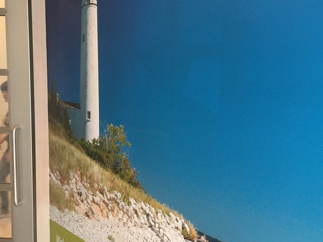 Traverse City Tourism Visitor Center-特拉弗斯城必去景点