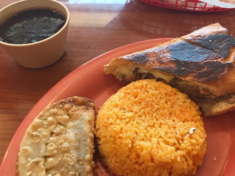 Mami's La Cubana
