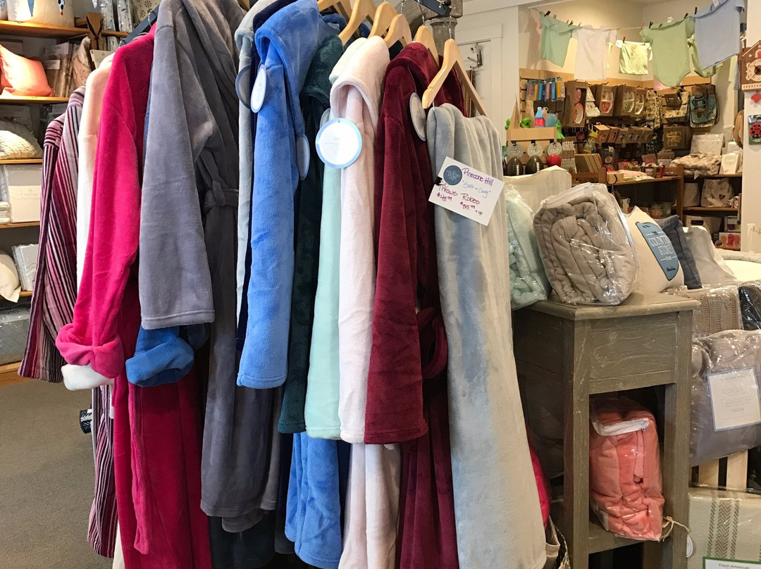 The Country Store on Main-斯托必去景点