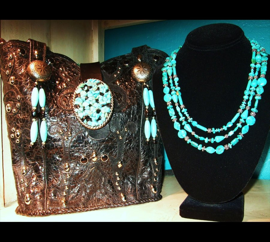 Etania Jewelry & Boutique景点图片