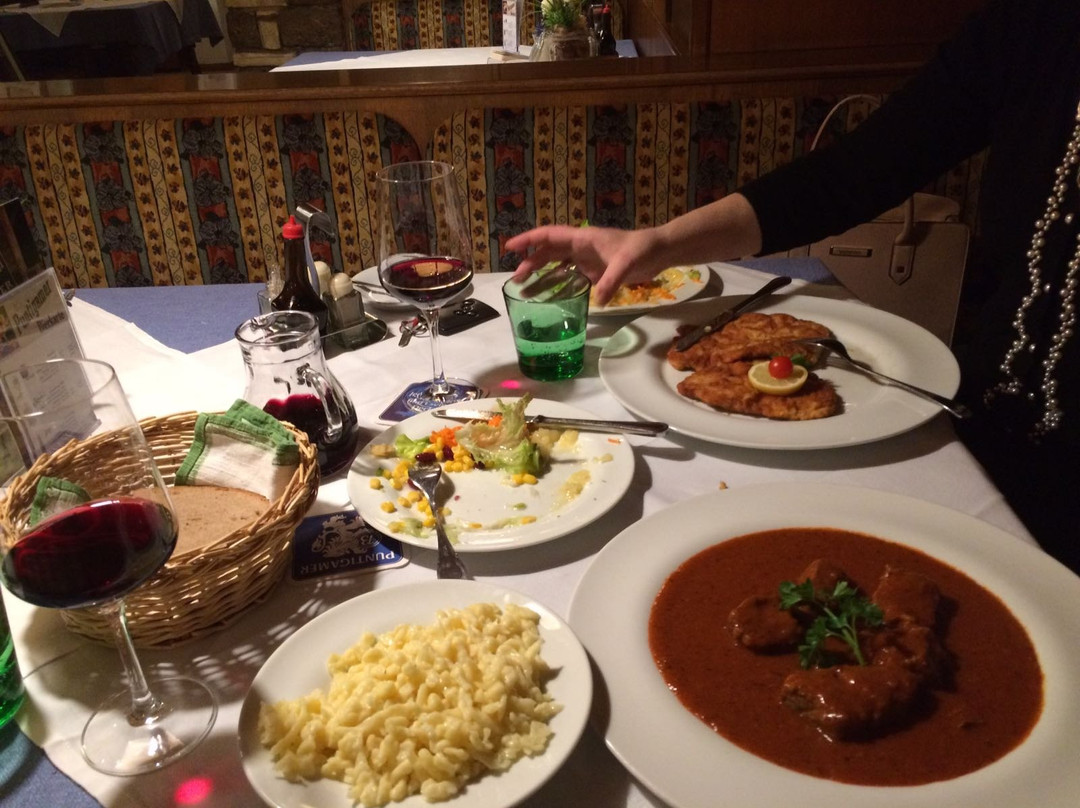 Langkampfen餐馆和美食-Alpengasthof Schneeberg