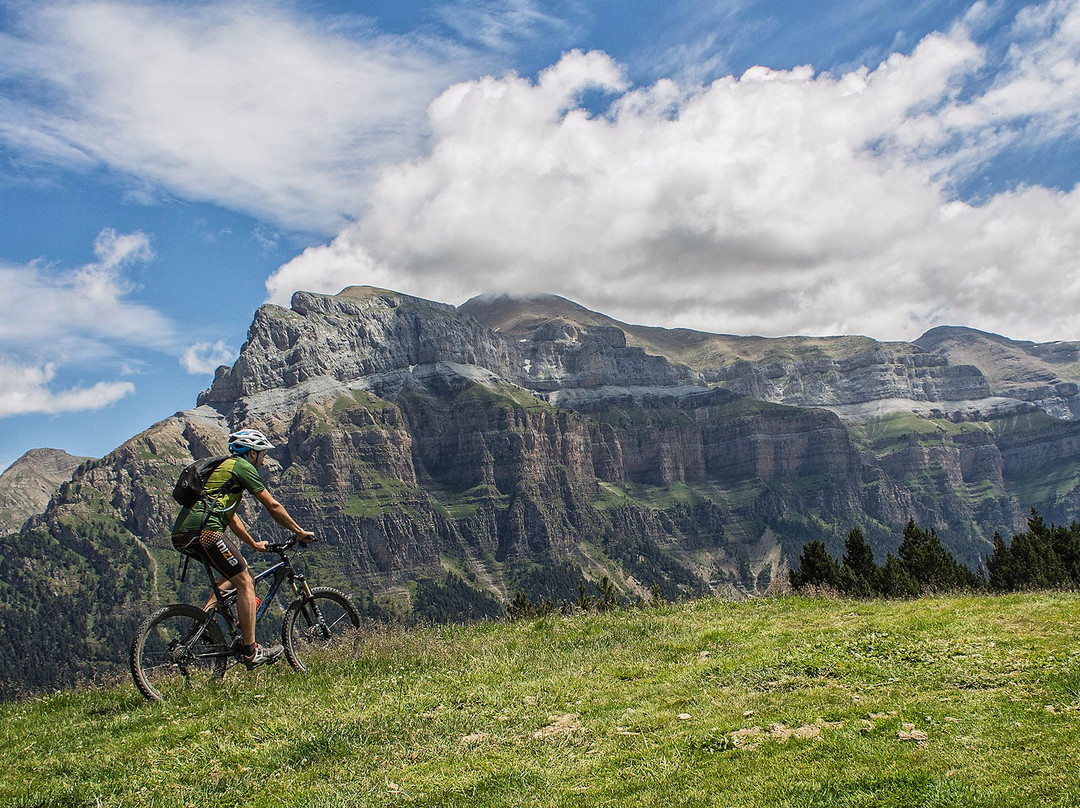 Inizia Bike Travel景点图片