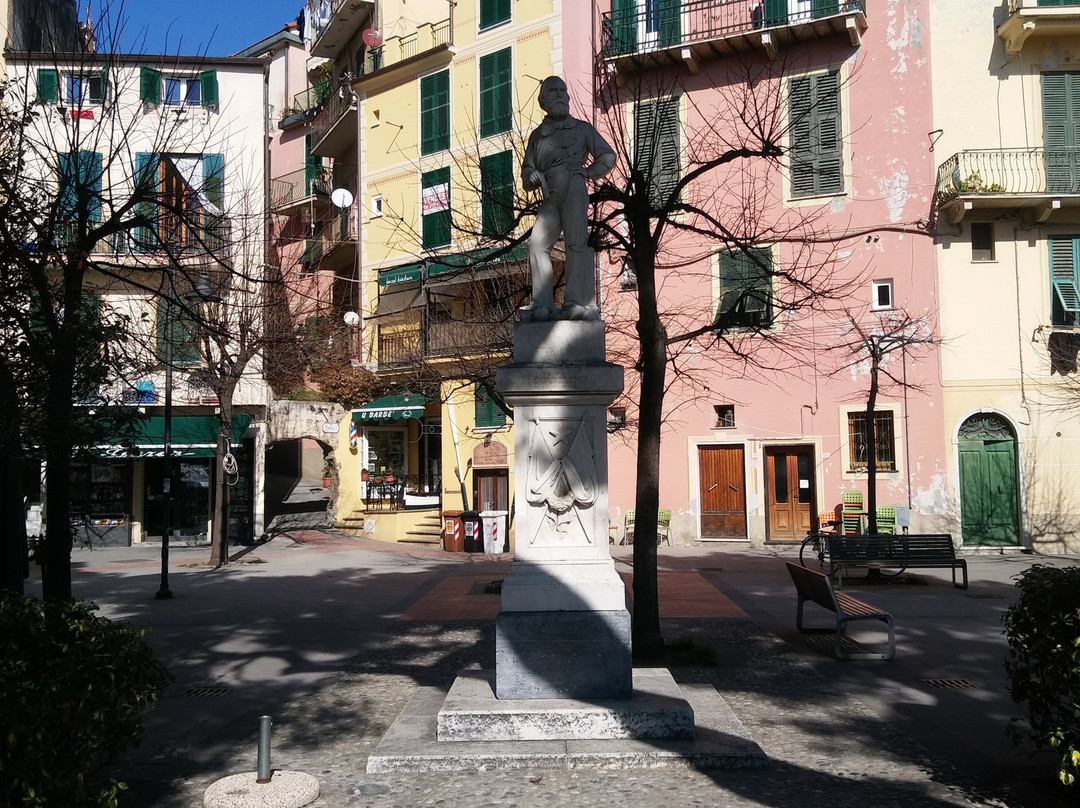 Monumento a Giuseppe Garibaldi-滨海蒙特罗梭必去景点
