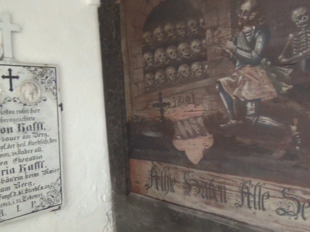 Kirche St. Johann Baptist und Heilig Kreuz-罗森海姆必去景点