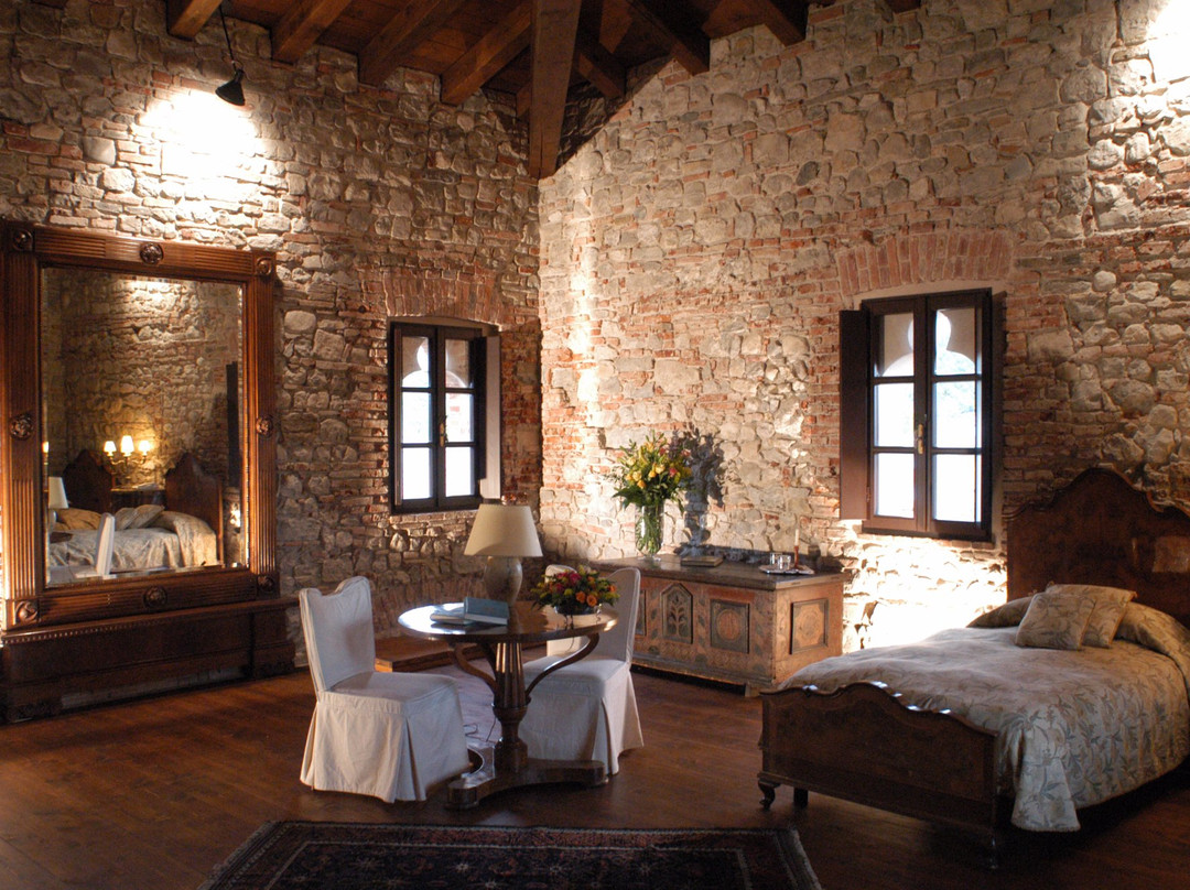 Castello Canussio景点图片