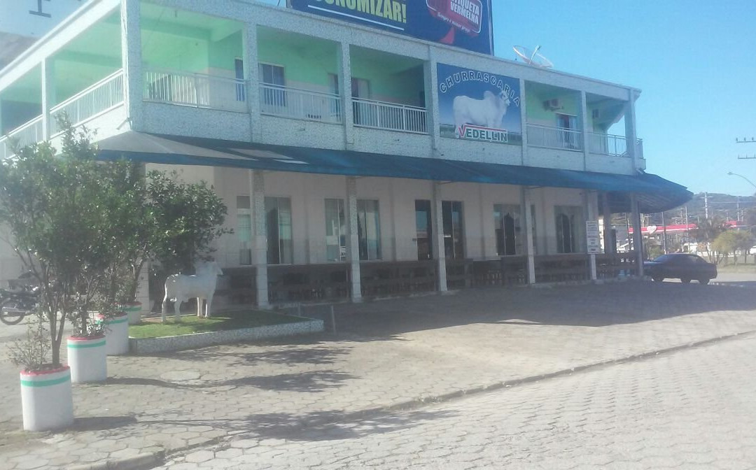 Churrascaria & Pizzaria Vedellin