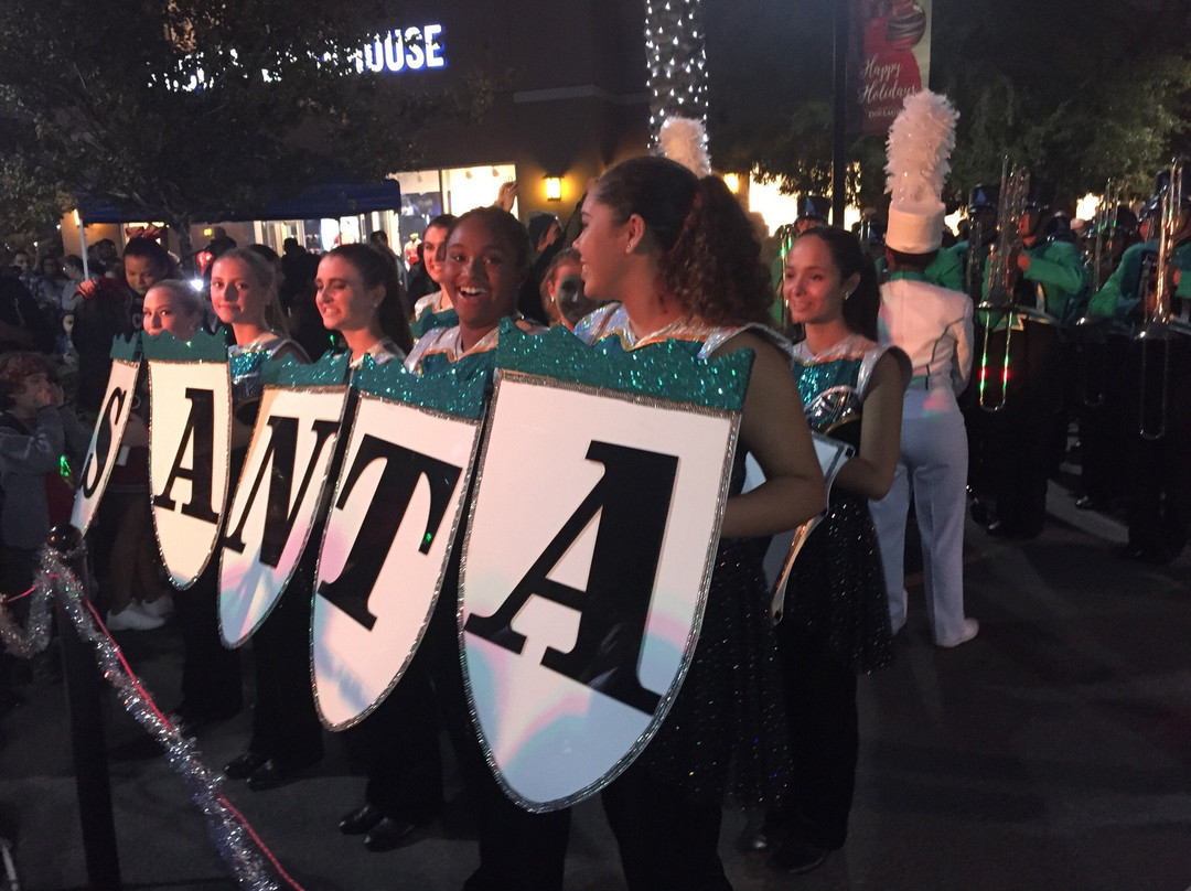 The Shops at Dos Lagos-科罗纳必去景点