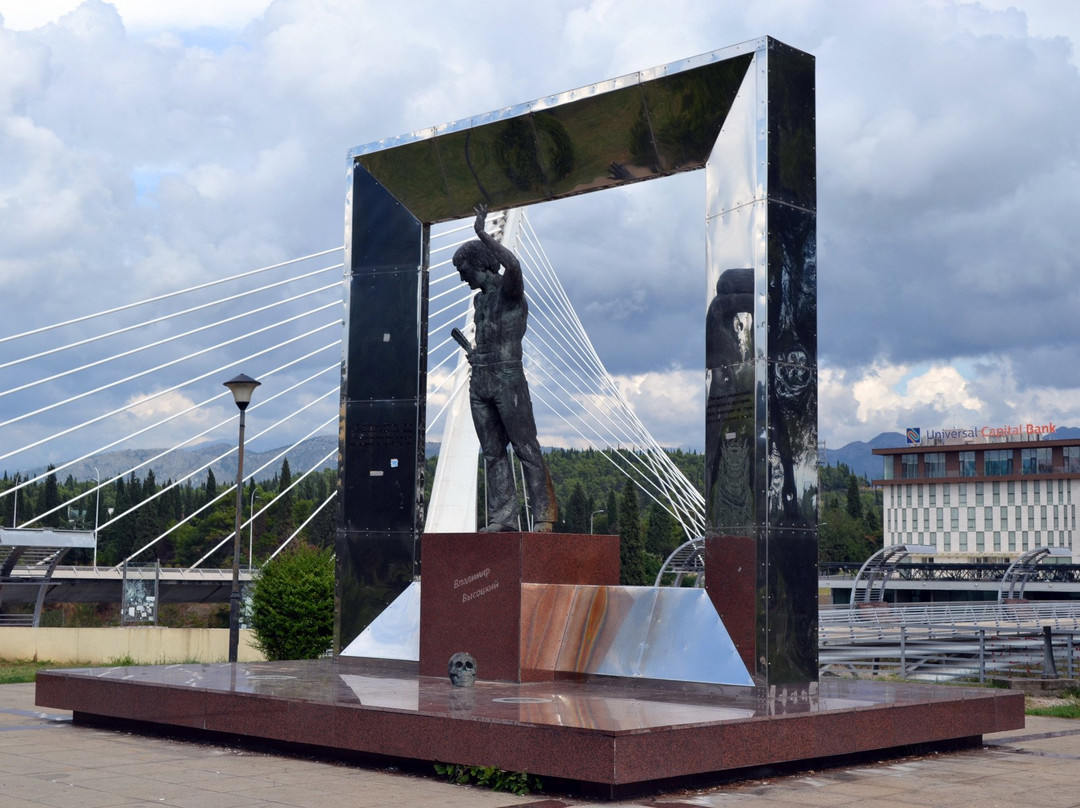 Vladimir Vysotsky Monument景点图片