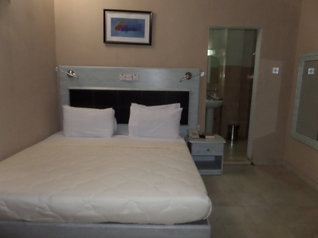 Signatious Hotel And Suites Lagos主图
