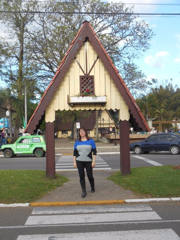 Praca Dona Luisa-Igrejinha必去景点