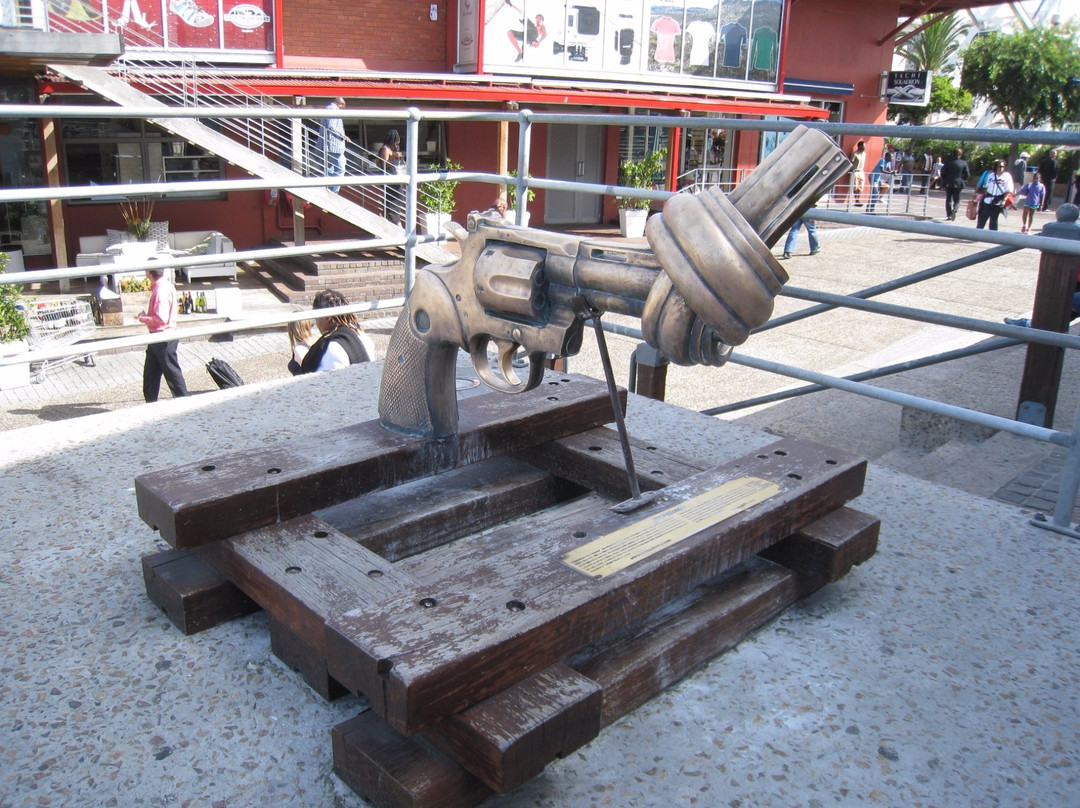 Non-Violence-开普敦中心区必去景点