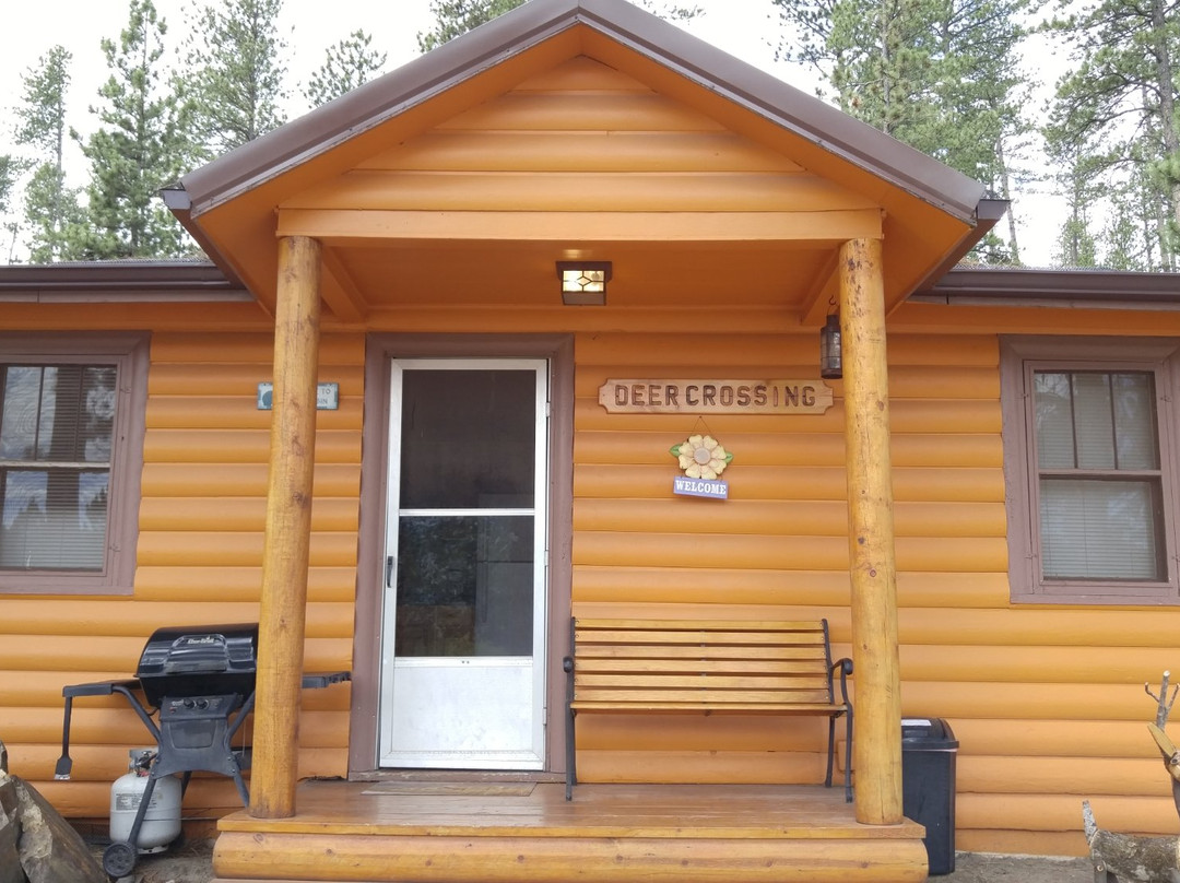 Restmore Inn & Cabin Rentals
