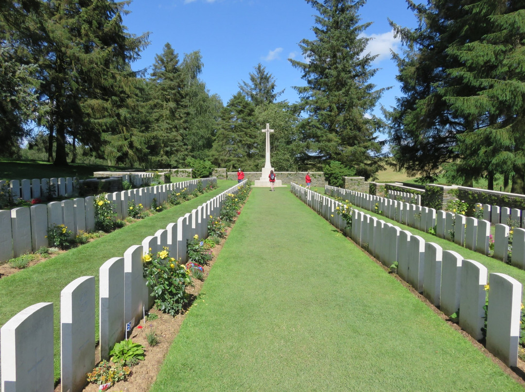 Y Ravine Cemetery景点图片