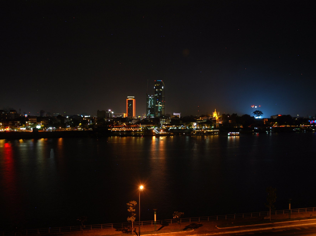 Phnom Penh River View Hotel主图