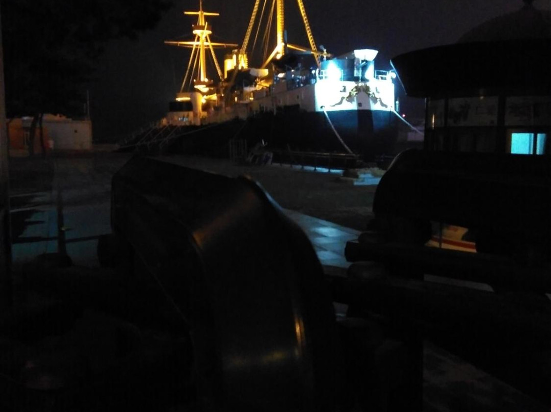 定远舰旅游区-威海市必去景点