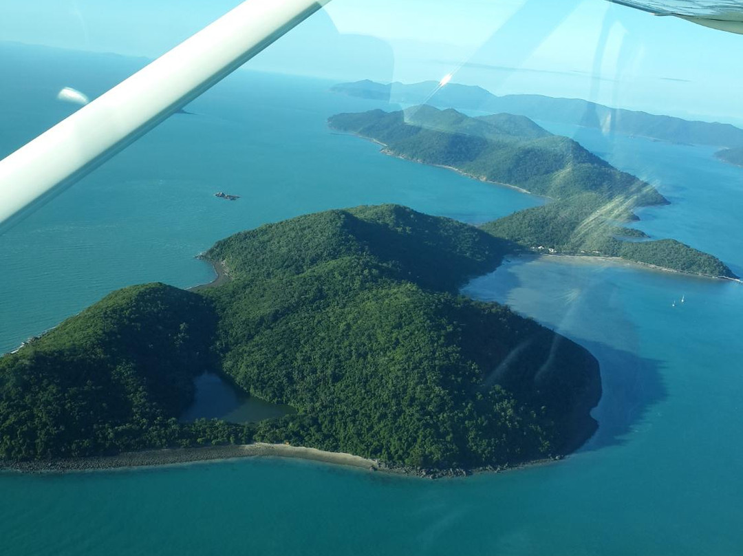 Aviation Adventures-圣灵群岛必去景点