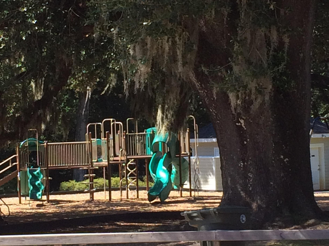 May day park-达芙妮必去景点