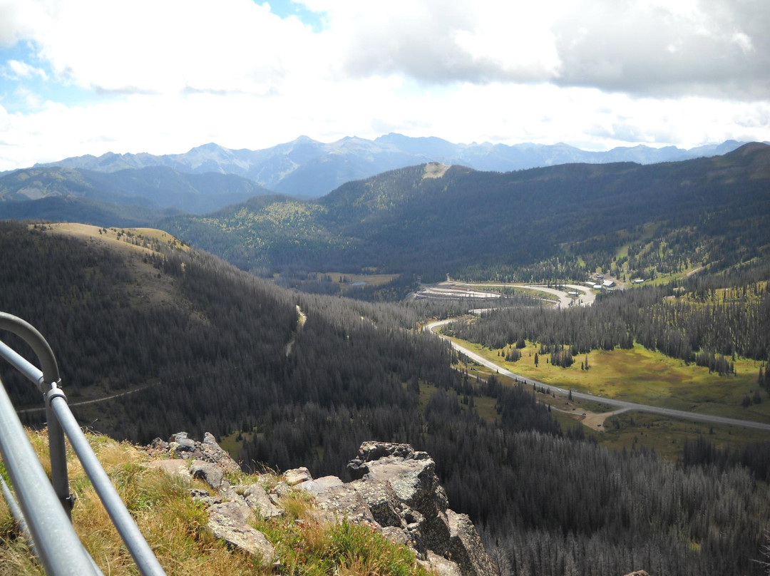 Lobo Overlook / Radio Tower-帕戈萨斯普林斯必去景点