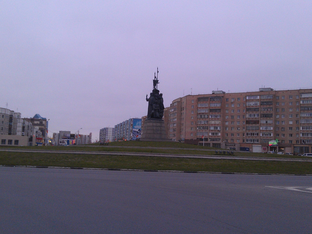 Monument to the Founders of the City of Surgut景点图片