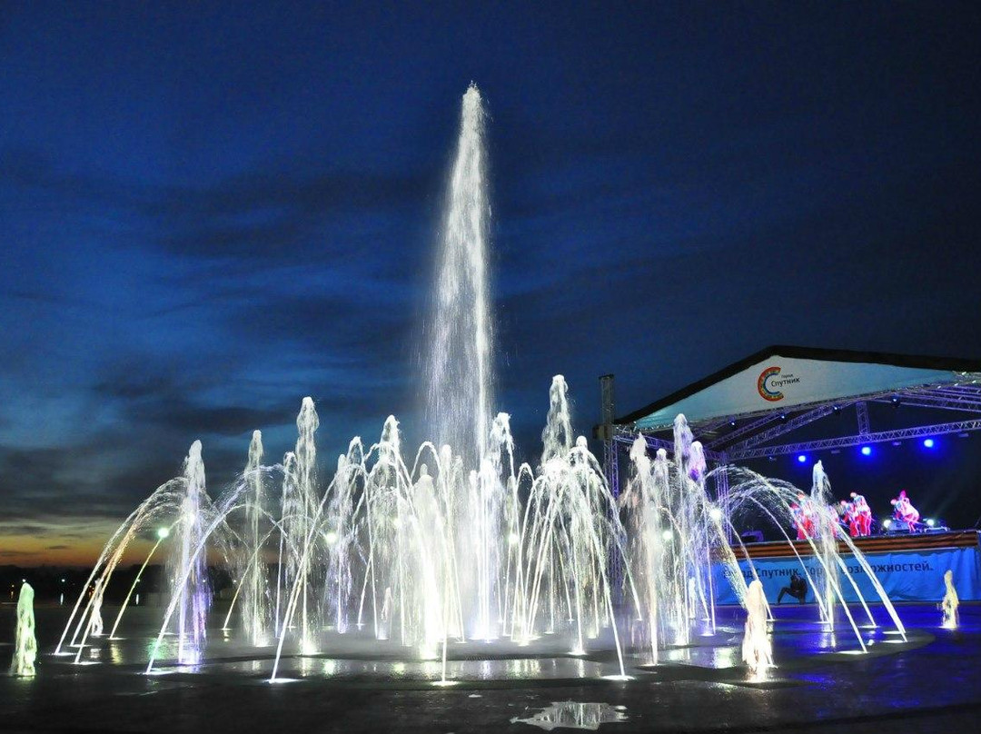 奔萨旅游景点-Light and Music Fountain Complex of the City of Sputnik