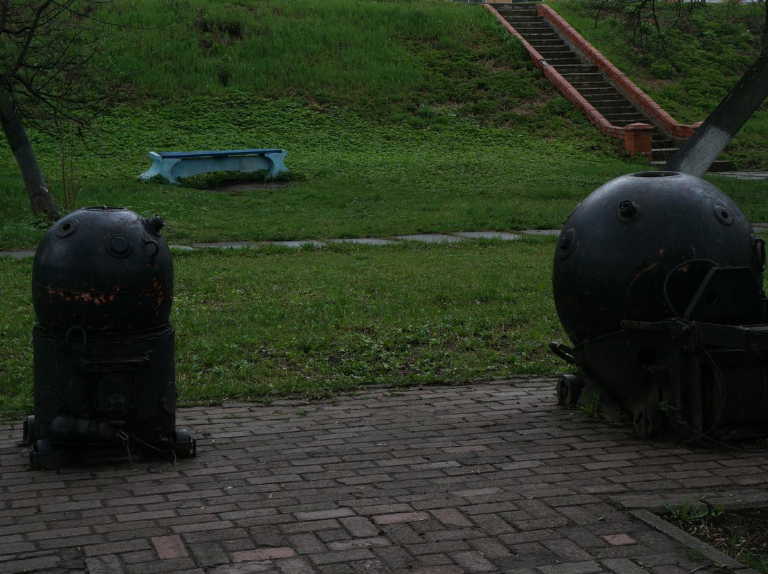 Monument to Submariners-特维尔必去景点