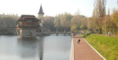 Zhovtneviy Park-Chernivtsi必去景点