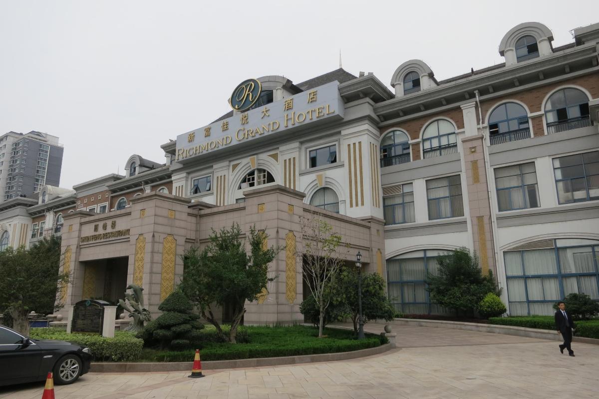 潍坊新富佳悦大酒店-客卧