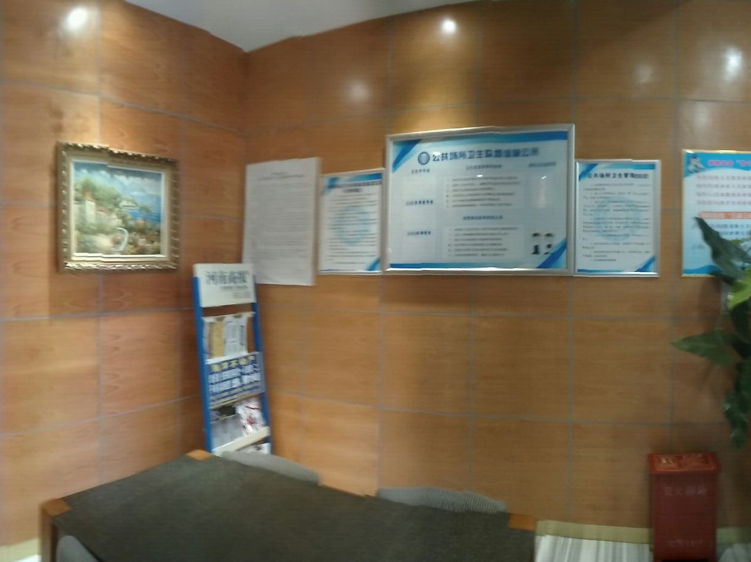 郑州群英之星时尚酒店主图