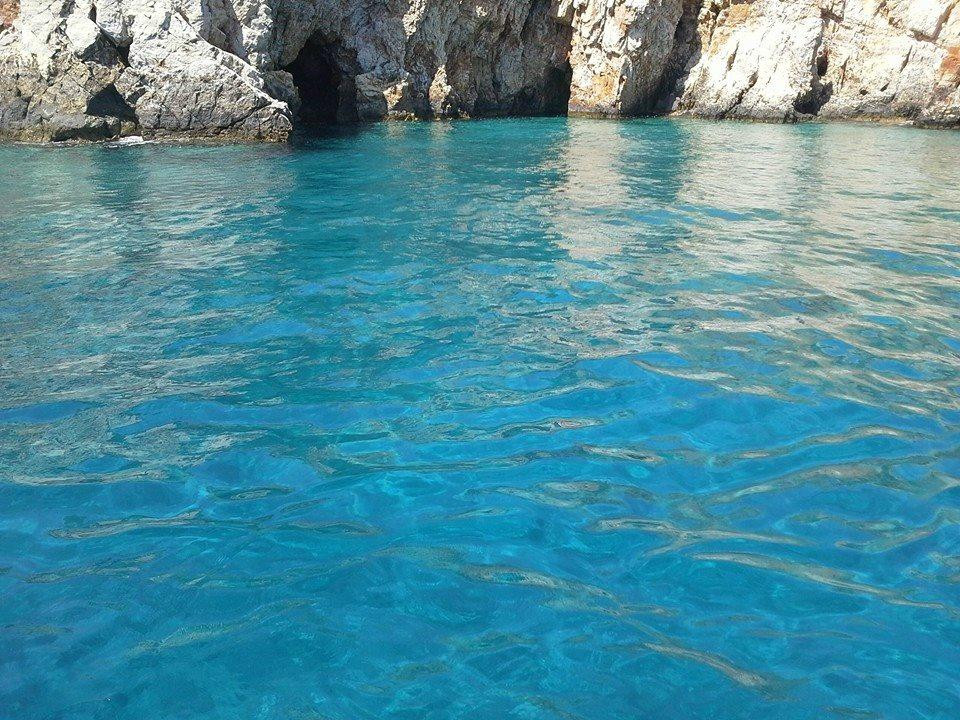 Greek Water Yachts-帕罗奇亚必去景点