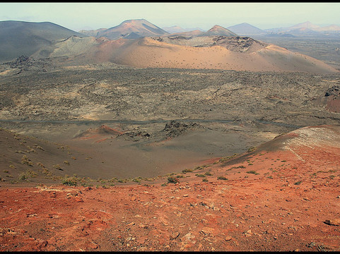 First Minute Travel-阿雷西费必去景点