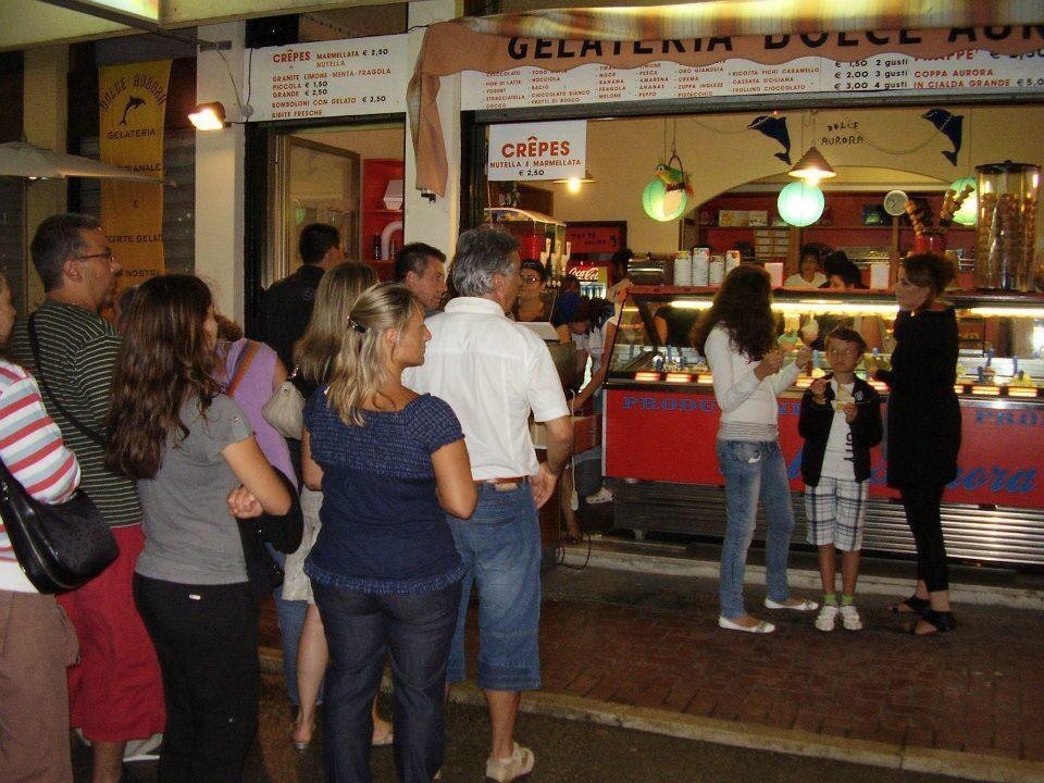 Macerone旅游景点-Bar Caffetteria, Pasticceria, Gelateria  Dolce Aurora