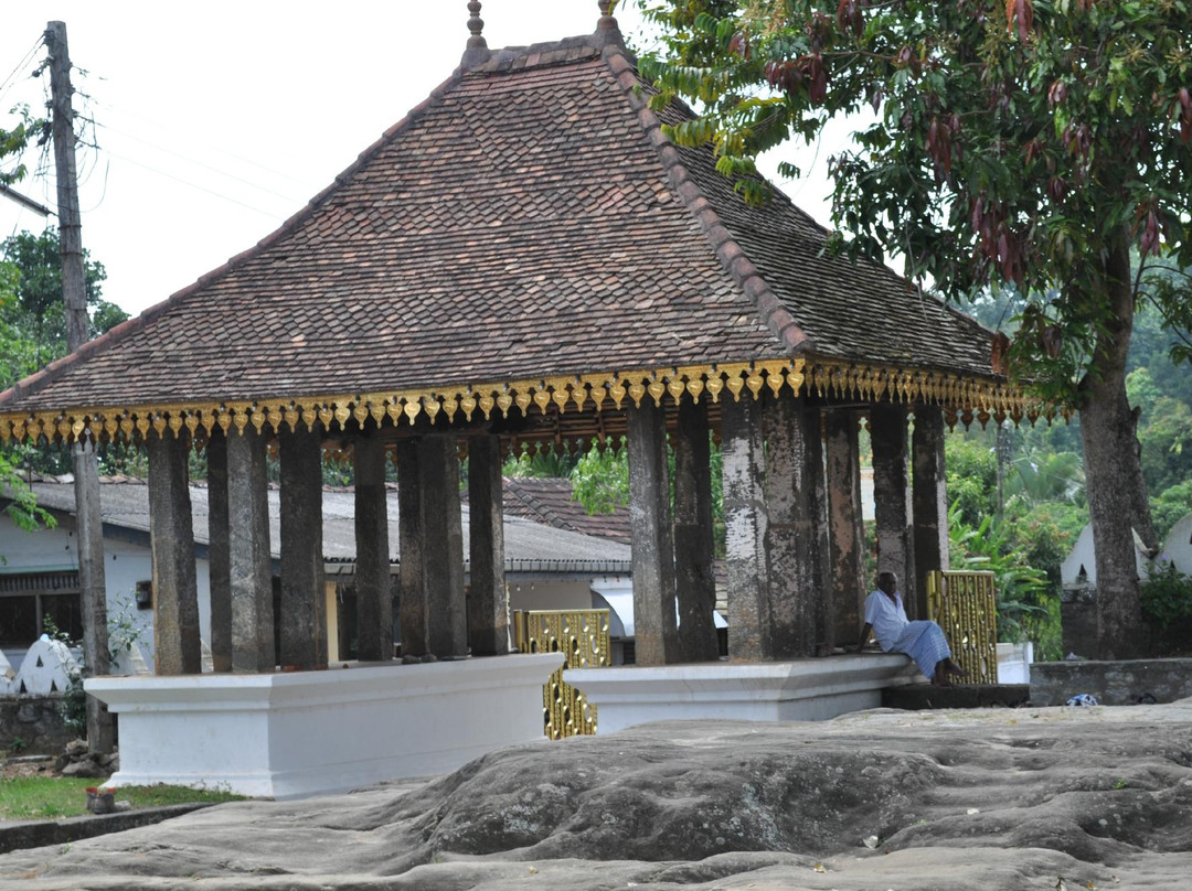 Lankatilaka Temple景点图片