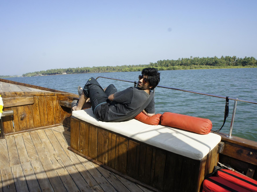 Woof Woof-Morjim必去景点