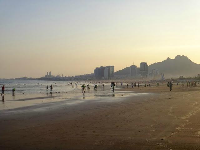 青岛石老人海水浴场-青岛市必去景点