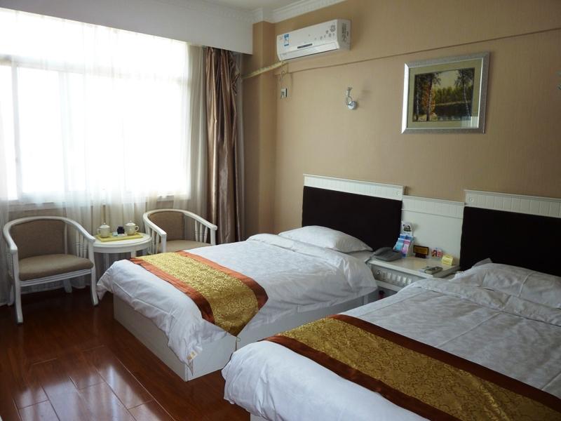 罗平大酒店-客卧