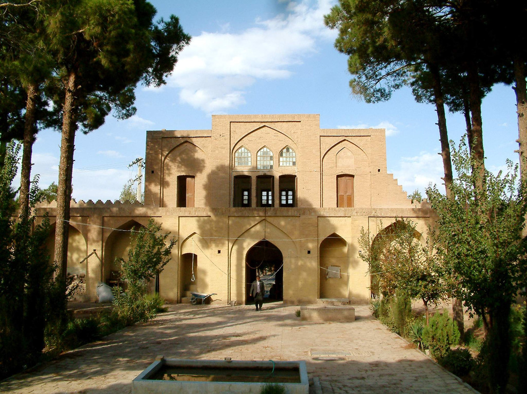 Mosallah Edifice景点图片
