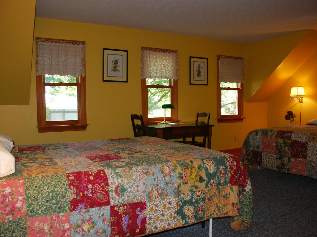 1887 Black Dog Inn主图