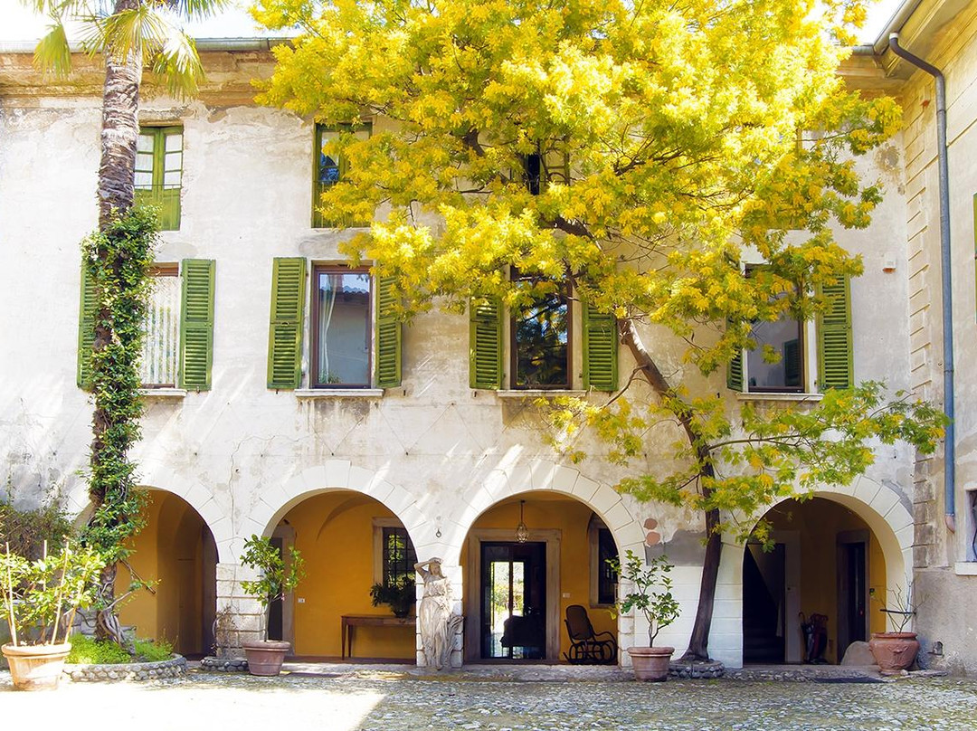 San Felice del Benaco酒店住宿-B&B Corte delle Muse