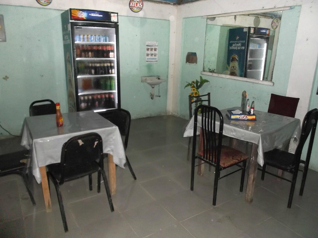 Yaviza餐馆和美食-Parrillada Villayma