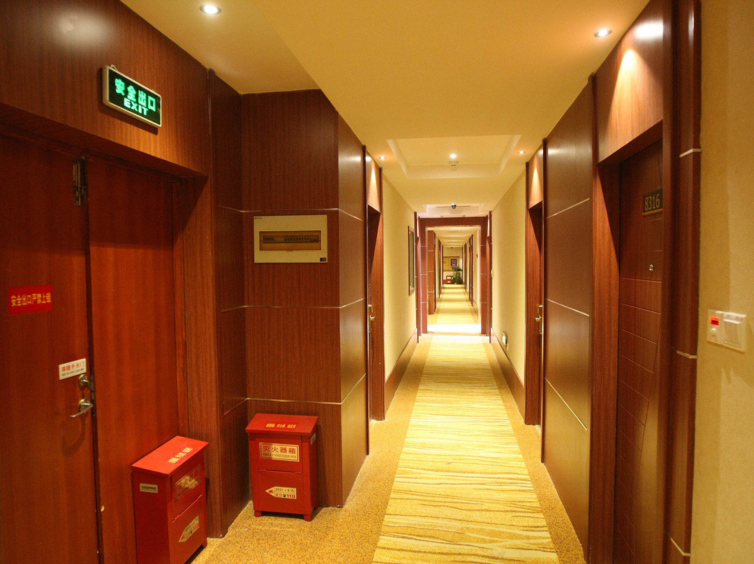 速8酒店靖江长途汽车站店主图