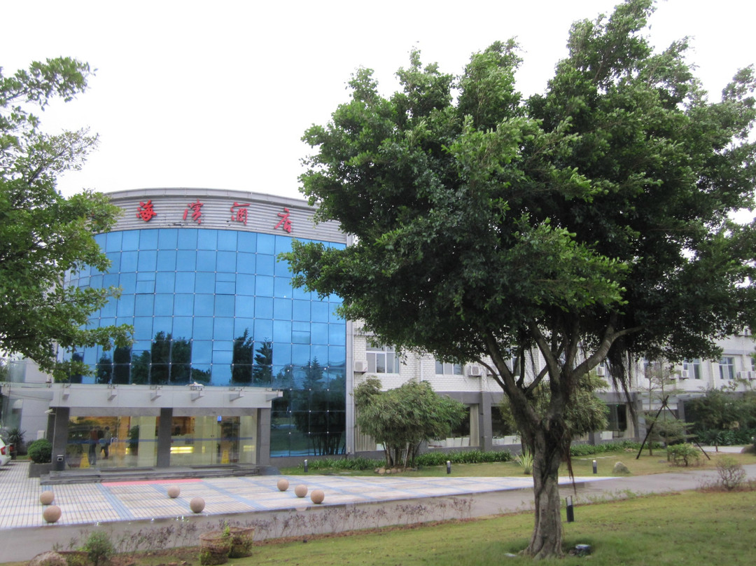 佰翔之家海滨酒店主图