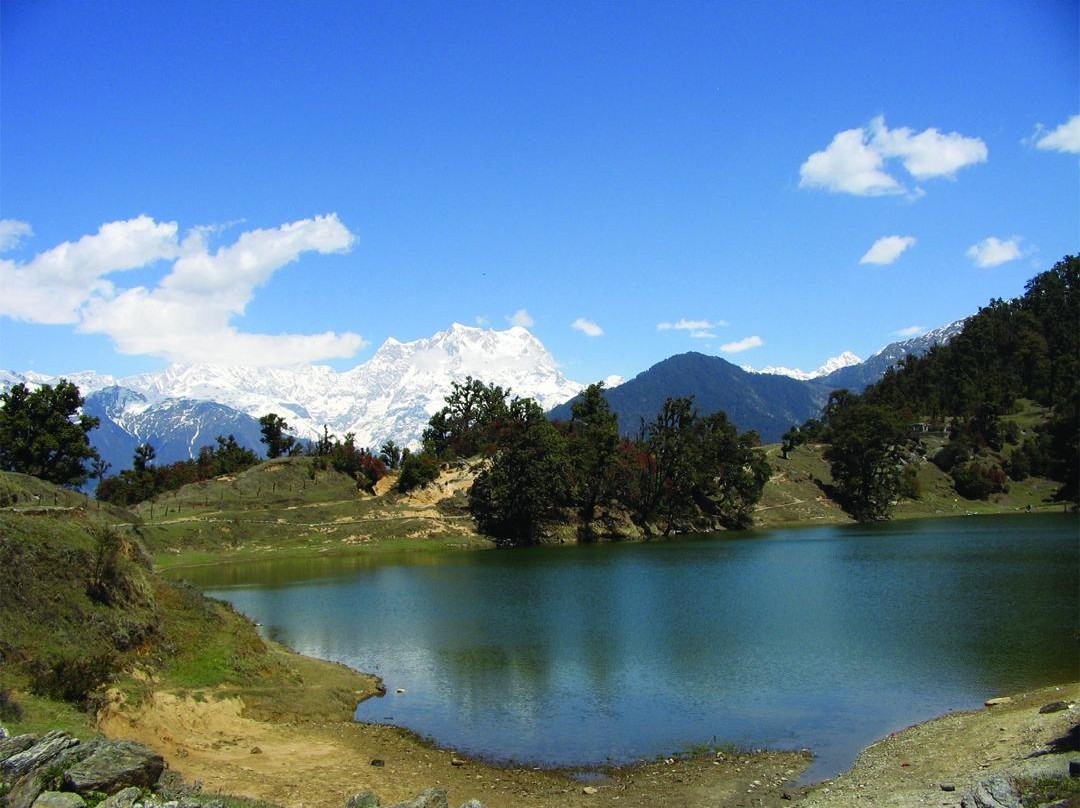Deoria Tal Lake景点图片