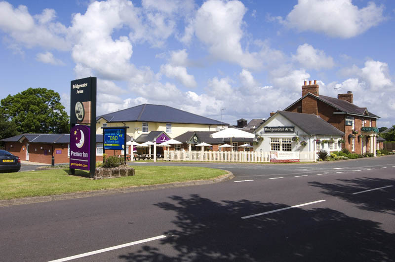 Premier Inn Shrewsbury North (Harmer Hill) Hotel