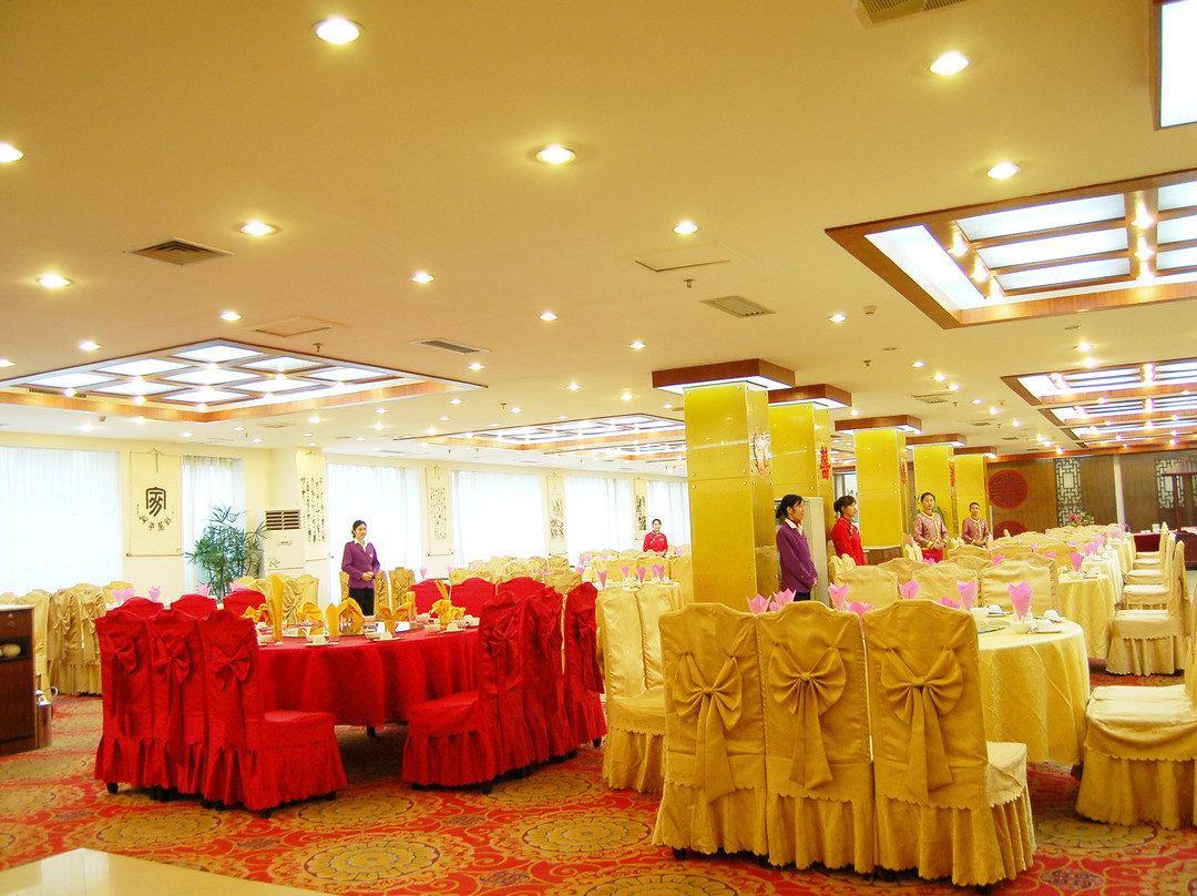 君豪大酒店主图