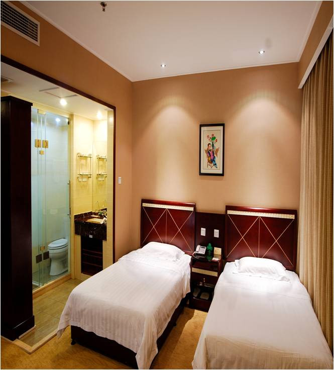 新德大酒店主图