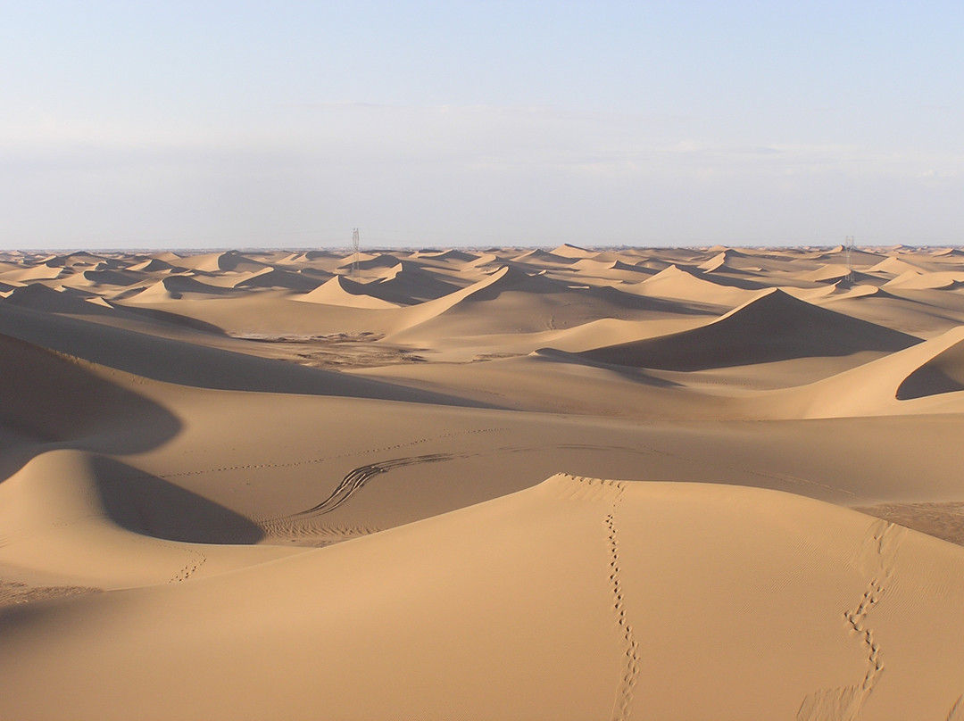 巴丹吉林沙漠-阿拉善右旗必去景点