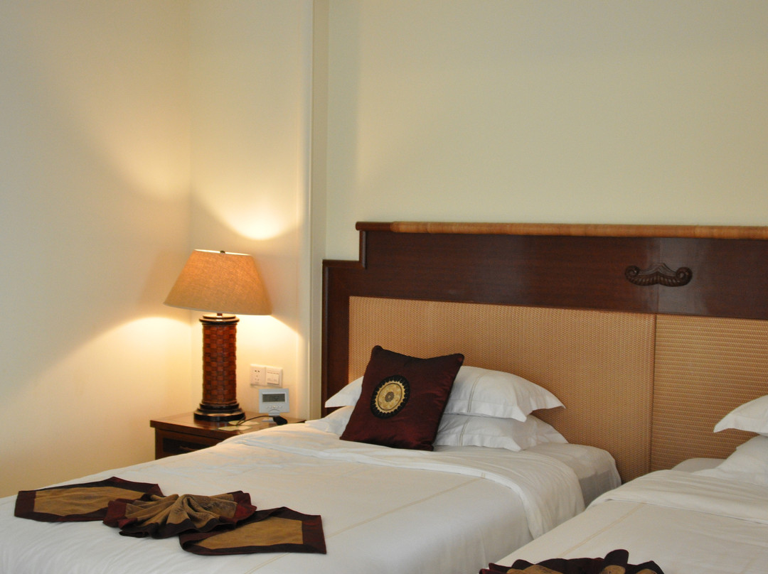 鸿洲埃德瑞度假酒店主图