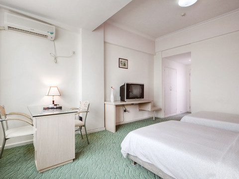 绿洲大酒店主图