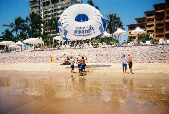 Pacifico Parasailing-马萨特兰必去景点