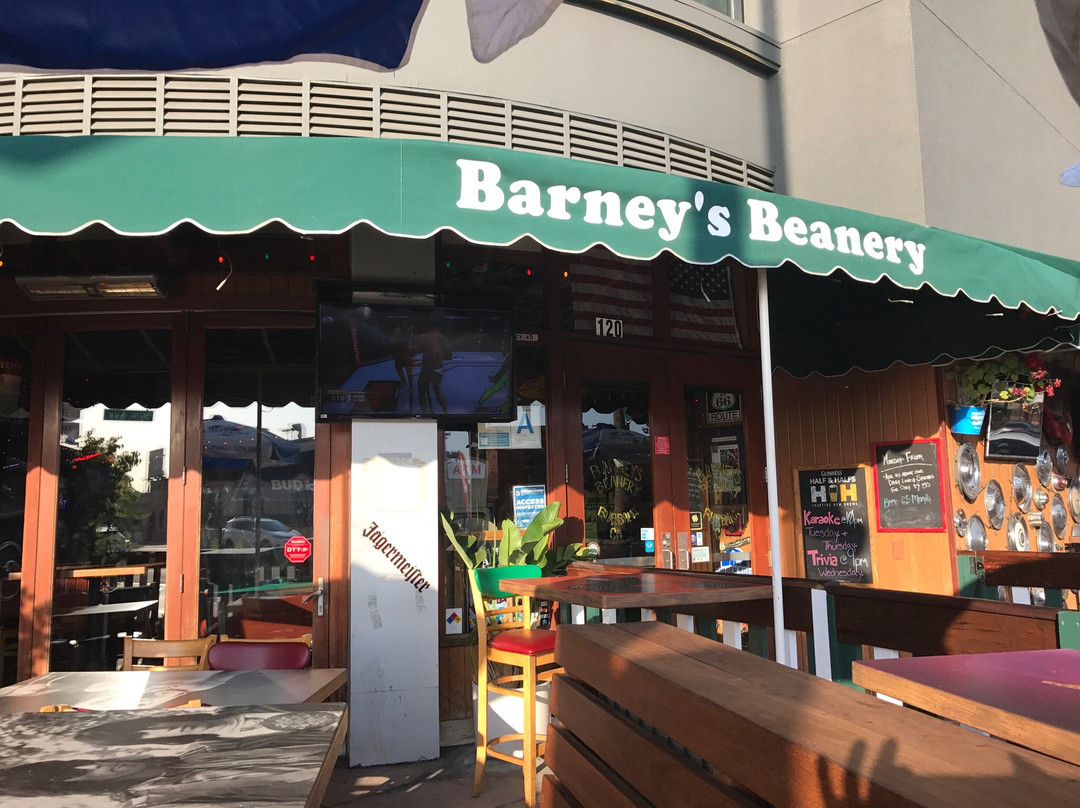 Barney's Beanery主图